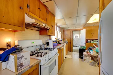 Kitchen - 239 Manning St, Needham, MA 02492 photo 3 of 3