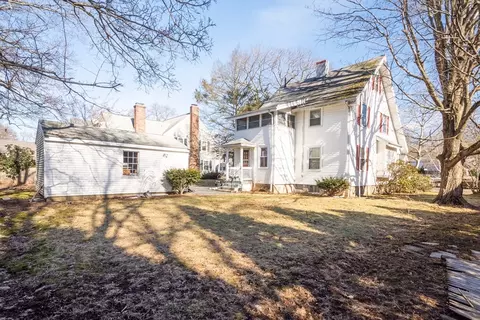 Exterior - 239 Manning St, Needham, MA 02492 photo 7 of 8