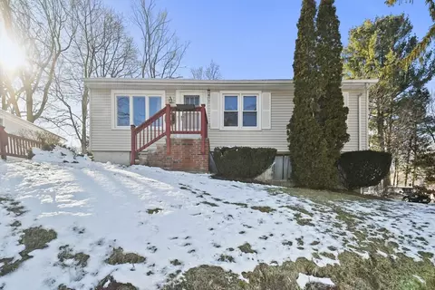 Exterior - 12 Brewster Rd, Worcester, MA 01602 photo 3 of 8
