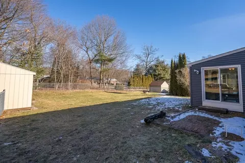 Exterior - 26 Exeter St, West Springfield, MA 01089 photo 5 of 8
