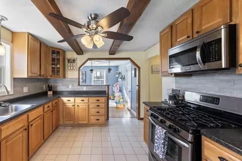 Kitchen - 26 Exeter St, West Springfield, MA 01089 photo 2 of 4