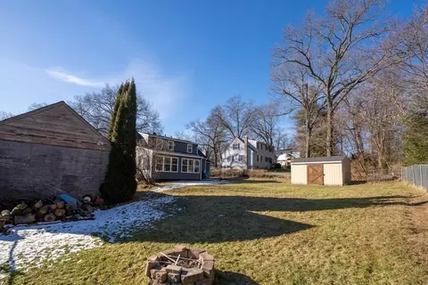 Exterior - 26 Exeter St, West Springfield, MA 01089 photo 6 of 8