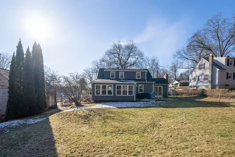 View/Area - 26 Exeter St, West Springfield, MA 01089 photo 2 of 4