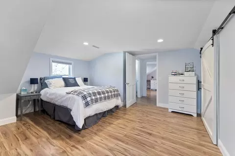 Bedroom - 26 Exeter St, West Springfield, MA 01089 photo 7 of 9