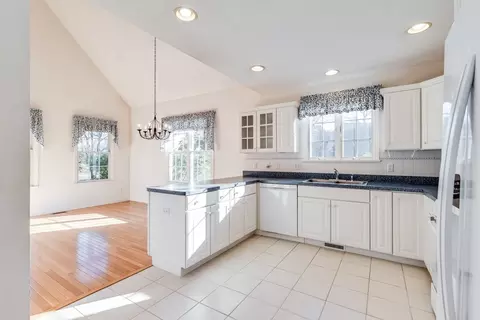 Kitchen - 4 Mayfair Ct, Mashpee, MA 02649 photo 2 of 5