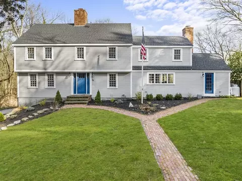 16 Crooked Meadow Ln, Hingham, MA 02043