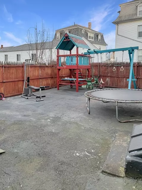 802 2nd St, Fall River, MA 02721 photo 4