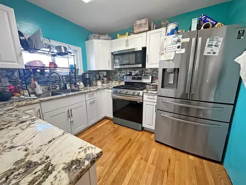 802 2nd St, Fall River, MA 02721 photo 5