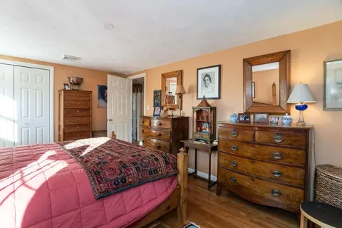 Bedroom - 63 Cherry Ln, Amherst, MA 01002 photo 3 of 3