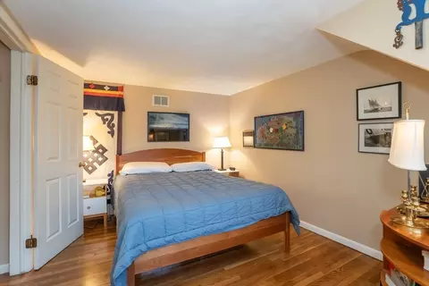 Bedroom - 63 Cherry Ln, Amherst, MA 01002 photo 1 of 3