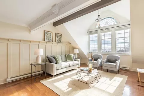 Living - 8 Summer St #415, Gloucester, MA 01930 photo 4 of 7