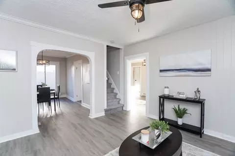 Living - 20 Pendleton Ave, Chicopee, MA 01020 photo 2 of 5