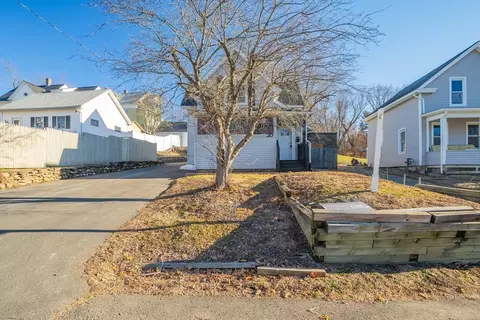 Exterior - 20 Pendleton Ave, Chicopee, MA 01020 photo 4 of 10