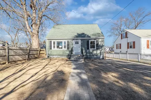 112 Commonwealth Ave, Dedham, MA 02026 photo 27