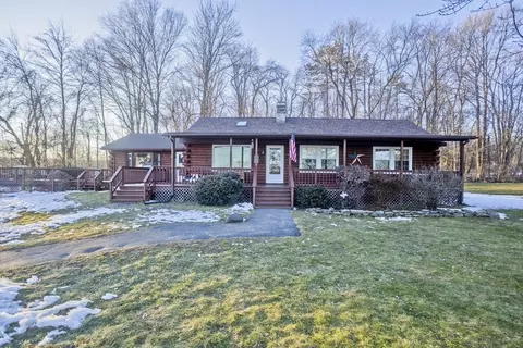 231 Silver St, Granville, MA 01034