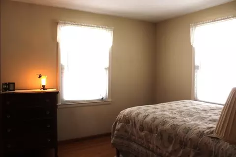 Bedroom - 24 Metzger Pl, Springfield, MA 01104 photo 4 of 4