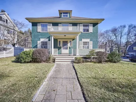 97 Cambridge St, Winchester, MA 01890