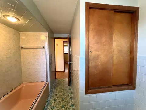 Bath - 26 Normandy Ave, Webster, MA 01570 photo 4 of 4