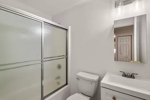 Bath - 147 Sylvan St UNIT 4B, Danvers, MA 01923 photo 1 of 1
