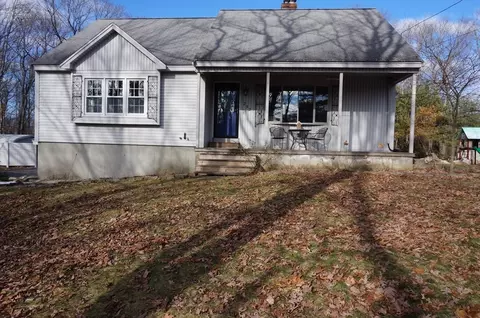 292 Central St, Milford, MA 01757