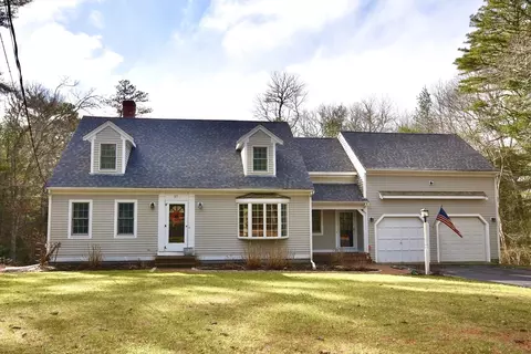 27 Popple Bottom Rd, Sandwich, MA 02563
