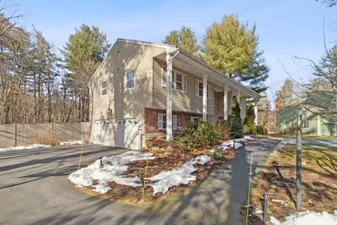 20 Copley Dr, Andover, MA 01810