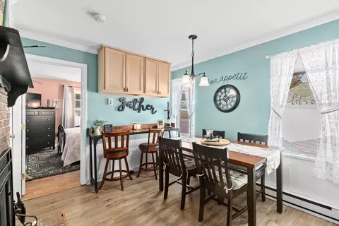 Dining - 25 Circuit Ave, Wareham, MA 02571 photo 2 of 2