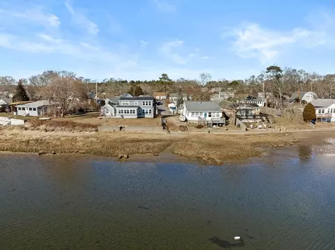 View/Area - 25 Circuit Ave, Wareham, MA 02571 photo 10 of 12