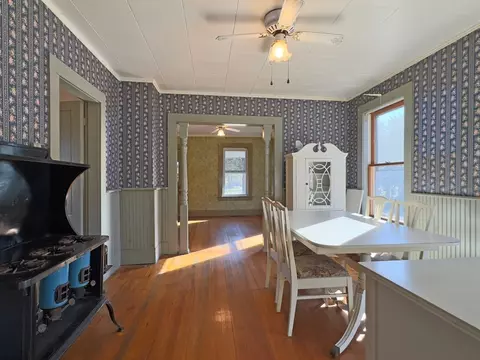 Dining - 135 Long Plain Rd, Whately, MA 01093 photo 1 of 1