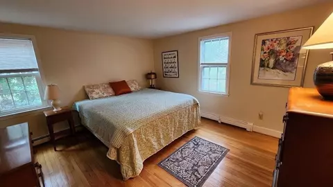 Bedroom - 316 Captain Lijahs Rd, Barnstable, MA 02632 photo 4 of 7