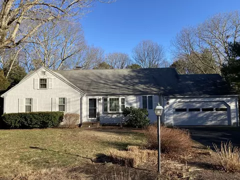 Exterior - 316 Captain Lijahs Rd, Barnstable, MA 02632 photo 2 of 12