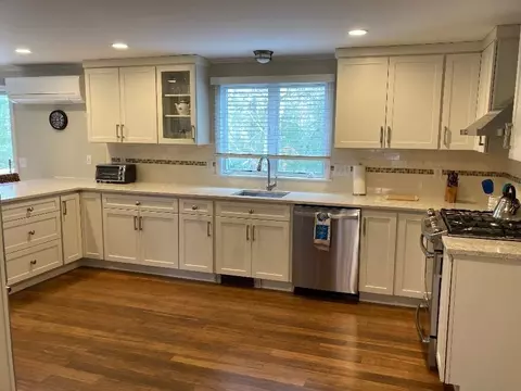 Kitchen - 316 Captain Lijahs Rd, Barnstable, MA 02632 photo 1 of 8