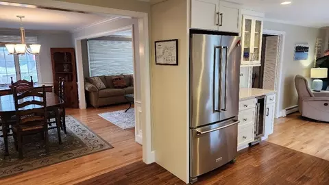 Kitchen - 316 Captain Lijahs Rd, Barnstable, MA 02632 photo 4 of 8
