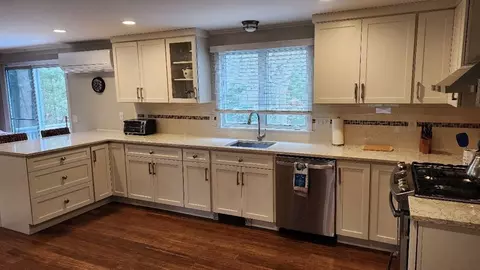 Kitchen - 316 Captain Lijahs Rd, Barnstable, MA 02632 photo 6 of 8