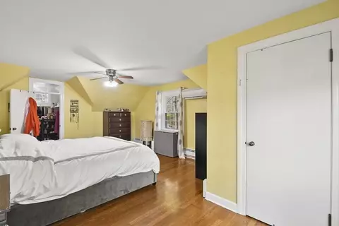 Bedroom - 512 Mower St, Worcester, MA 01602 photo 4 of 8