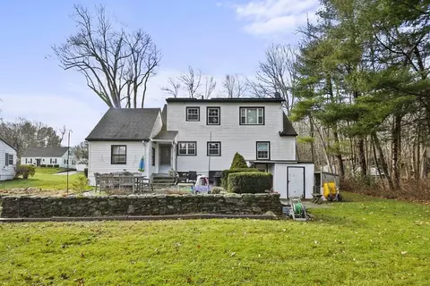 Exterior - 512 Mower St, Worcester, MA 01602 photo 9 of 10