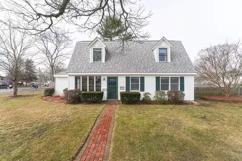 67 Woodbine Rd, Stoughton, MA 02072