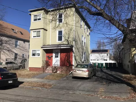 35 Goldthwait St, Lynn, MA 01905