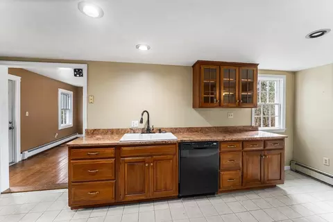 Kitchen - 75 Elm St, Upton, MA 01568 photo 1 of 4