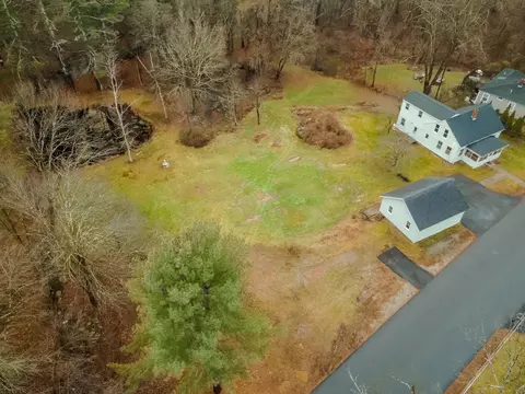 View/Area - 75 Elm St, Upton, MA 01568 photo 2 of 3