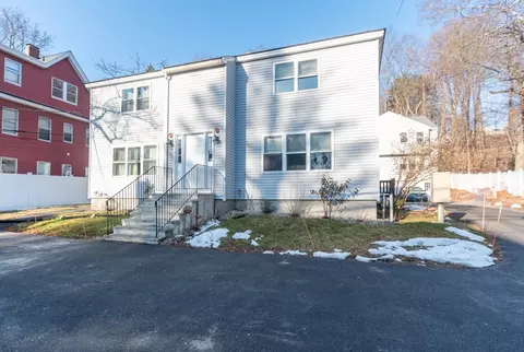 62 Church St #2A, Leominster, MA 01453