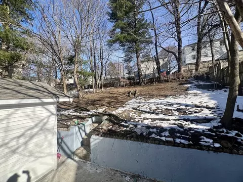 Exterior - 24 Proctor St, Worcester, MA 01606 photo 6 of 6