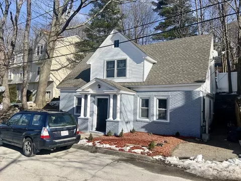 Exterior - 24 Proctor St, Worcester, MA 01606 photo 3 of 6