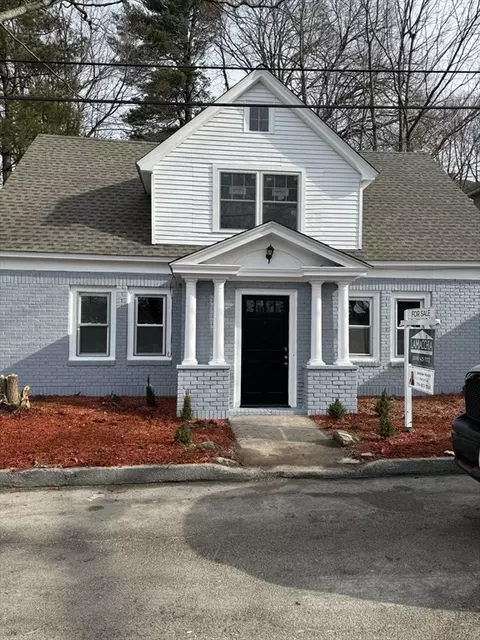 24 Proctor St, Worcester, MA 01606