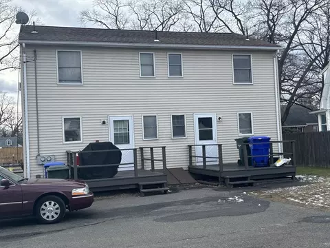 Exterior - 73-75 Glenham St, Springfield, MA 01104 photo 3 of 6