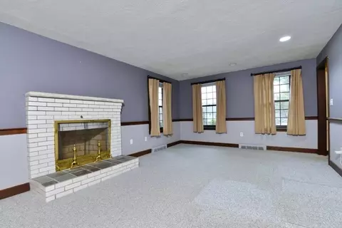 Living - 24 Casey St, Canton, MA 02021 photo 2 of 5