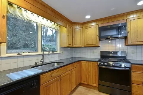 Kitchen - 24 Casey St, Canton, MA 02021 photo 2 of 3