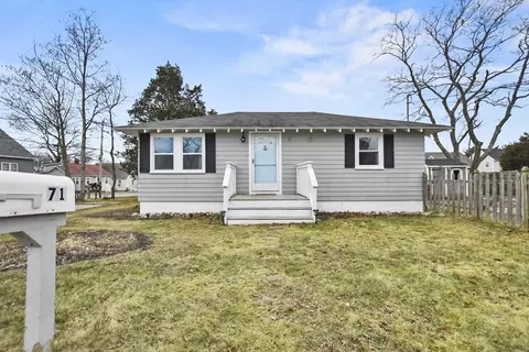 71 Donald Rd, Marshfield, MA 02050