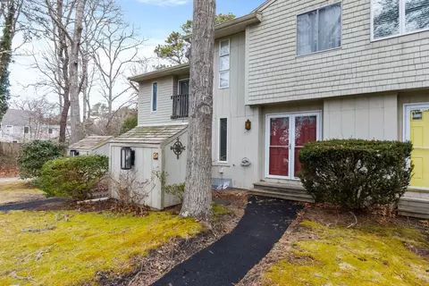 300 Buck Island Rd #15B, Yarmouth, MA 02673