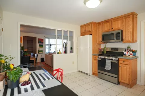 Kitchen - 5 Hayes St # -7, Maynard, MA 01754 photo 2 of 4
